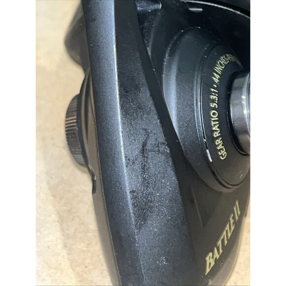 Penn Battle II 8000 Spinning Reel No Box - Picture 4 of 14